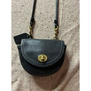 Vintage Coach Mini Watson Belt Bag – Black Leather – Style A70-9826